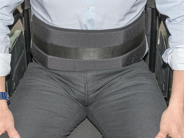 Cinturón para silla de ruedas