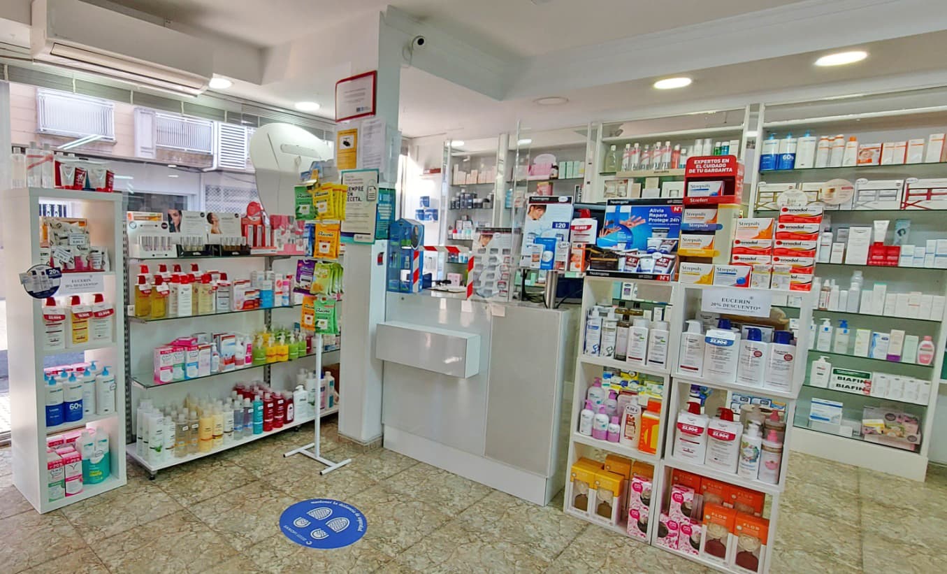 Control de tensión y glucosa en farmacia de Boiro