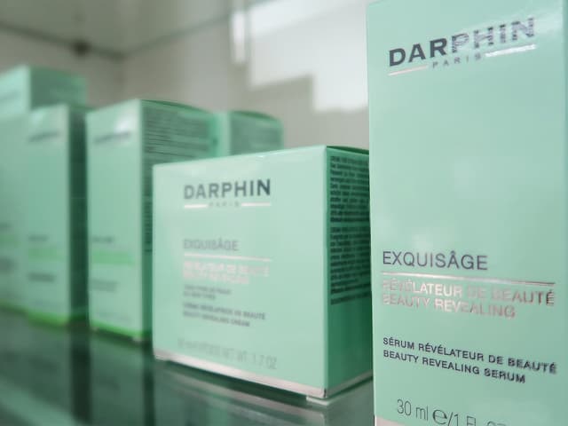 Tienda de nuestra farmacia y tienda ortopédica en Boiro