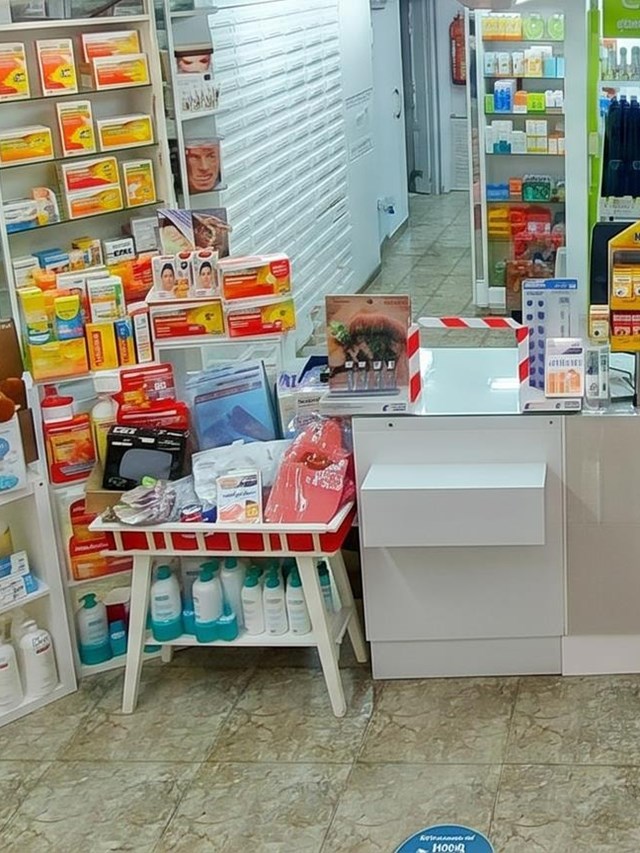 Su farmacia y ortopedia en Boiro abierta todo el año